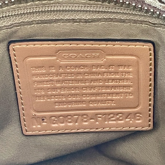 Vintage Coach Y2K Jacquard Fabric Signature Logo Gallery East West Tote Bag - Picture 14 of 15